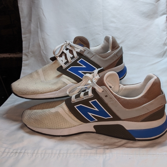 New Balance 247 - Picture 2 of 4
